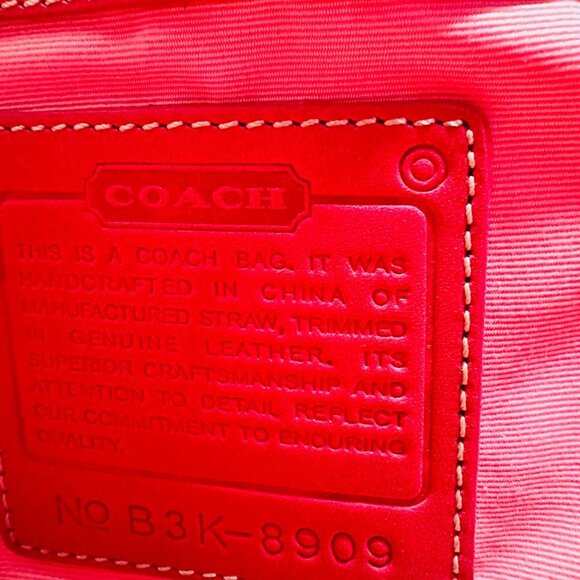 Coach Black Beige Bucket Shoulder Bag - Picture 7 of 9